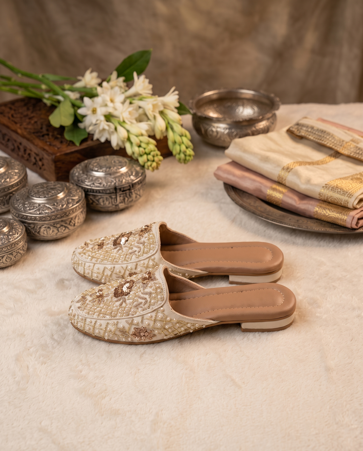 Tabassum Women's Handcrafted Ethnic Mule