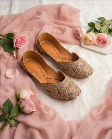 FLORAL JUTTI