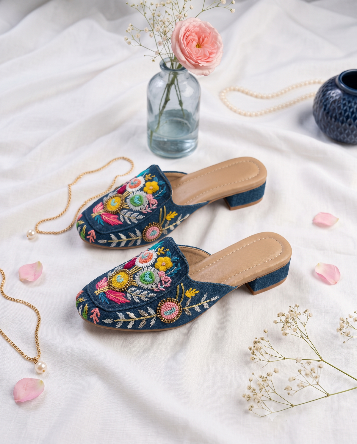 Shahana Women's Handcrafted Ethnic Mule