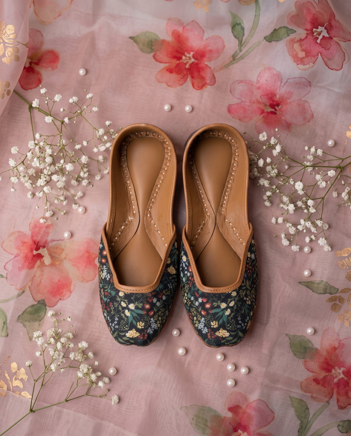 Riwayat Multicolor Floral Punjabi Jutti | Handcrafted Traditional Footwear