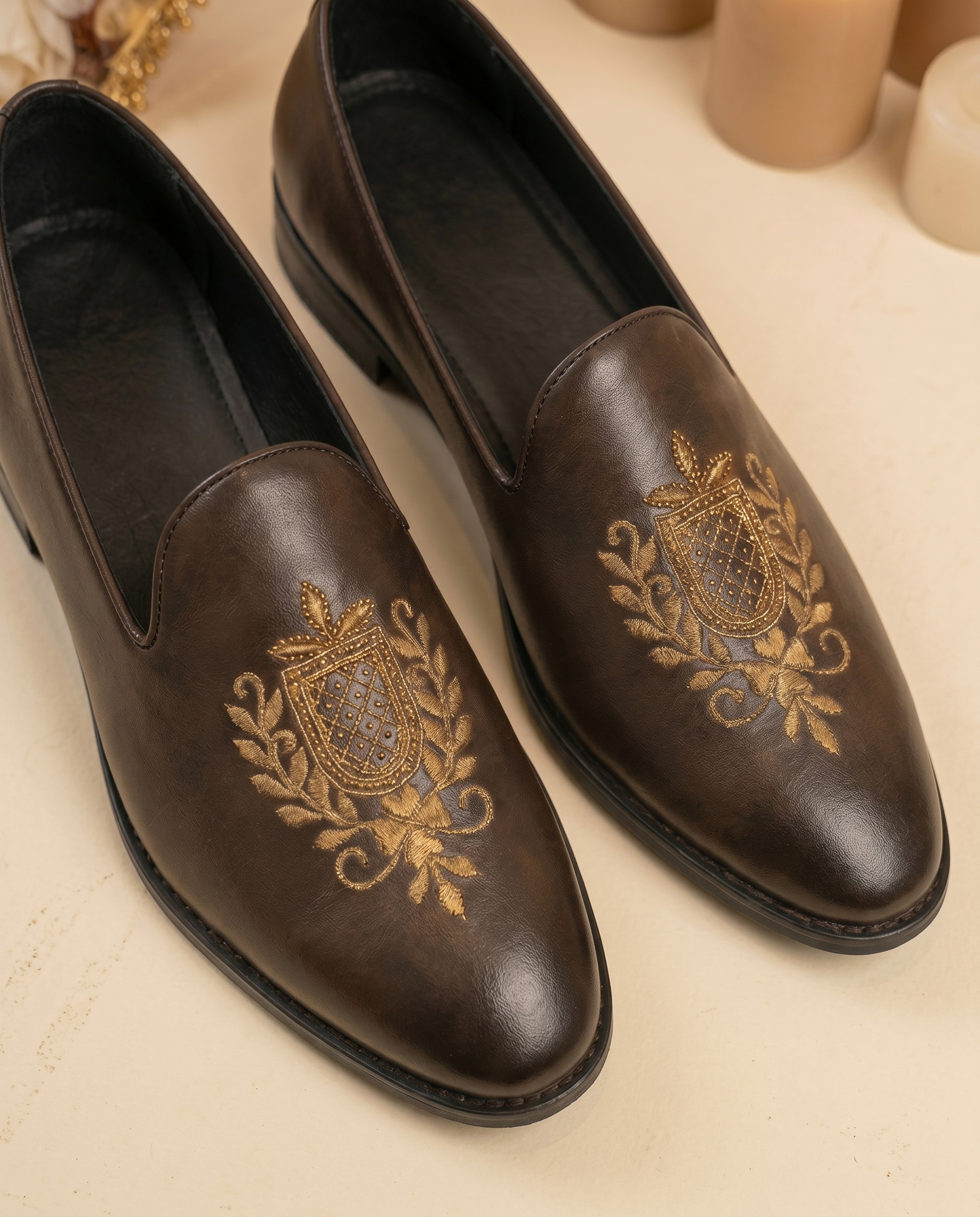 LEGACY LACELESS