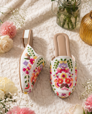 Dastaan Women's Handcrafted Ethnic Mule