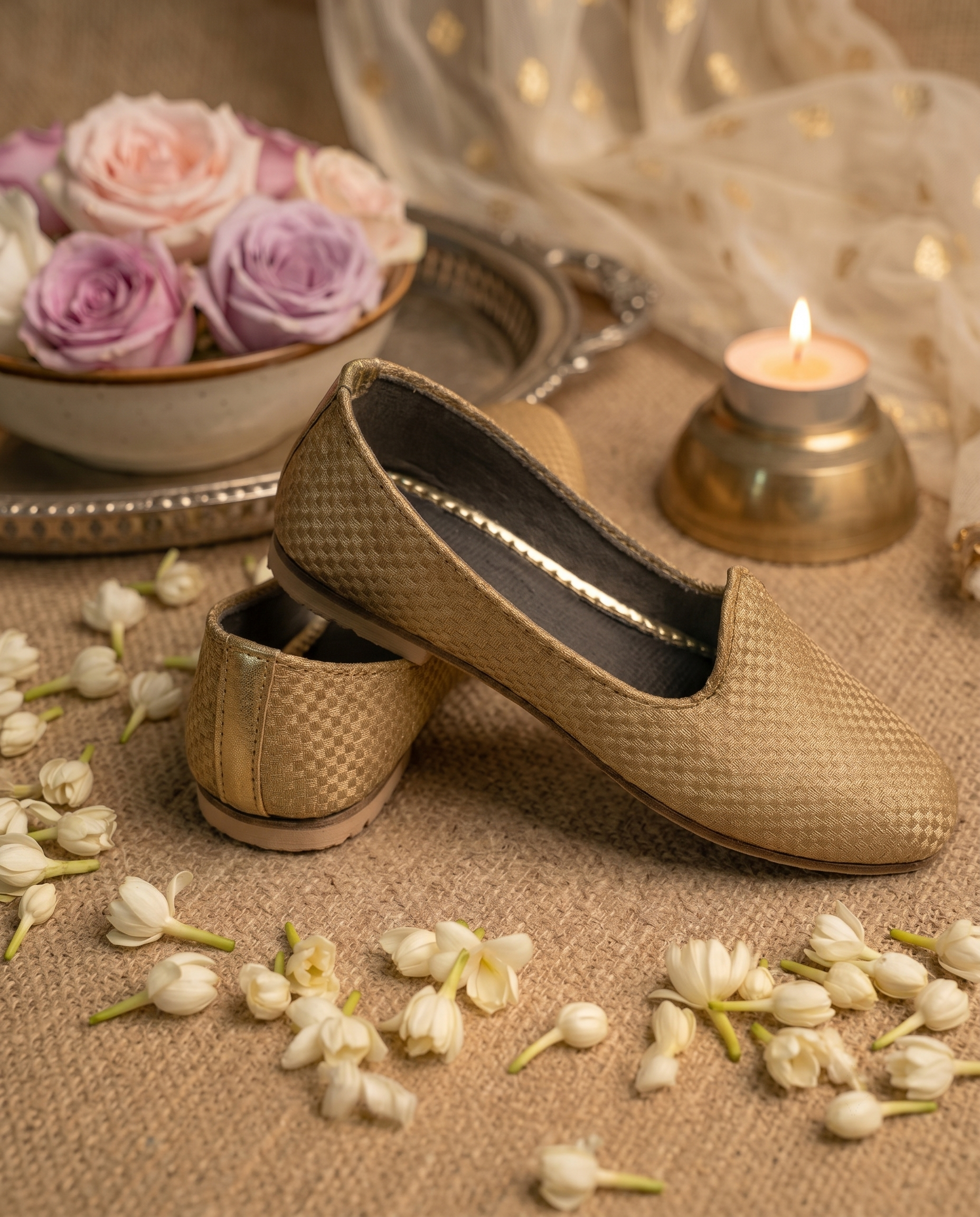 Golden Sunbeam | Kids Handcrafted Punjabi Jutti